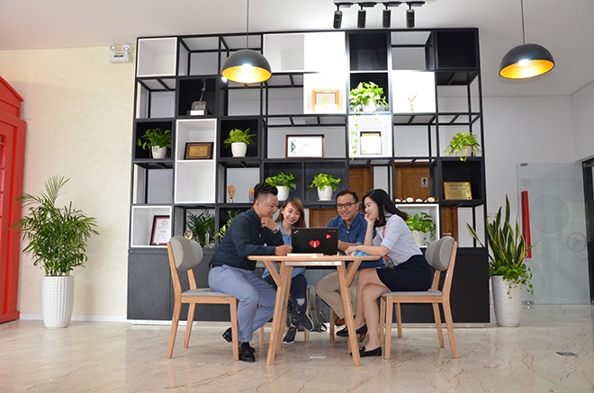 Giỏi tiếng Anh, khả năng truyền đạt tốt thì làm nghề gì